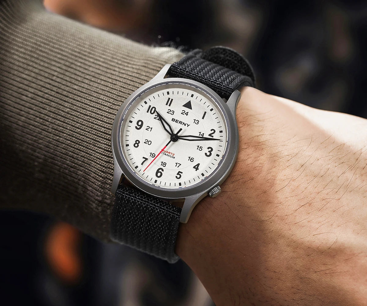 BERNY Titanium Watches for Men Super Luminous Sapphire Field Pilot Men's Watch Outdoor Quartz Wristwatch Lightweight 5ATM