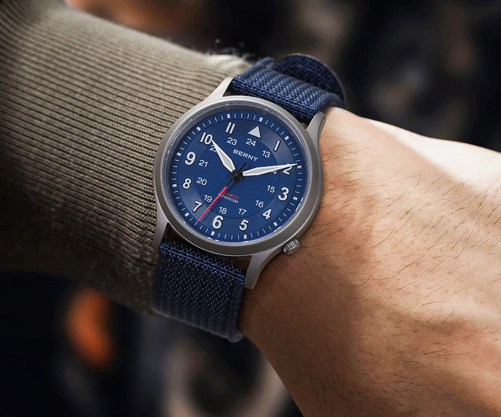BERNY Titanium Watches for Men Super Luminous Sapphire Field Pilot Men's Watch Outdoor Quartz Wristwatch Lightweight 5ATM
