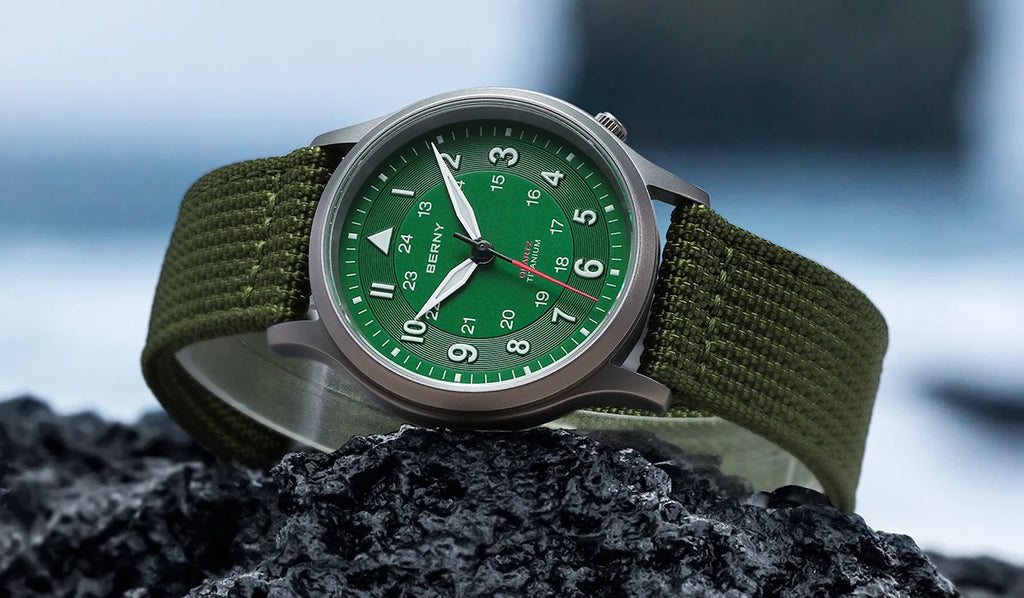 BERNY Titanium Watches for Men Super Luminous Sapphire Field Pilot Men's Watch Outdoor Quartz Wristwatch Lightweight 5ATM