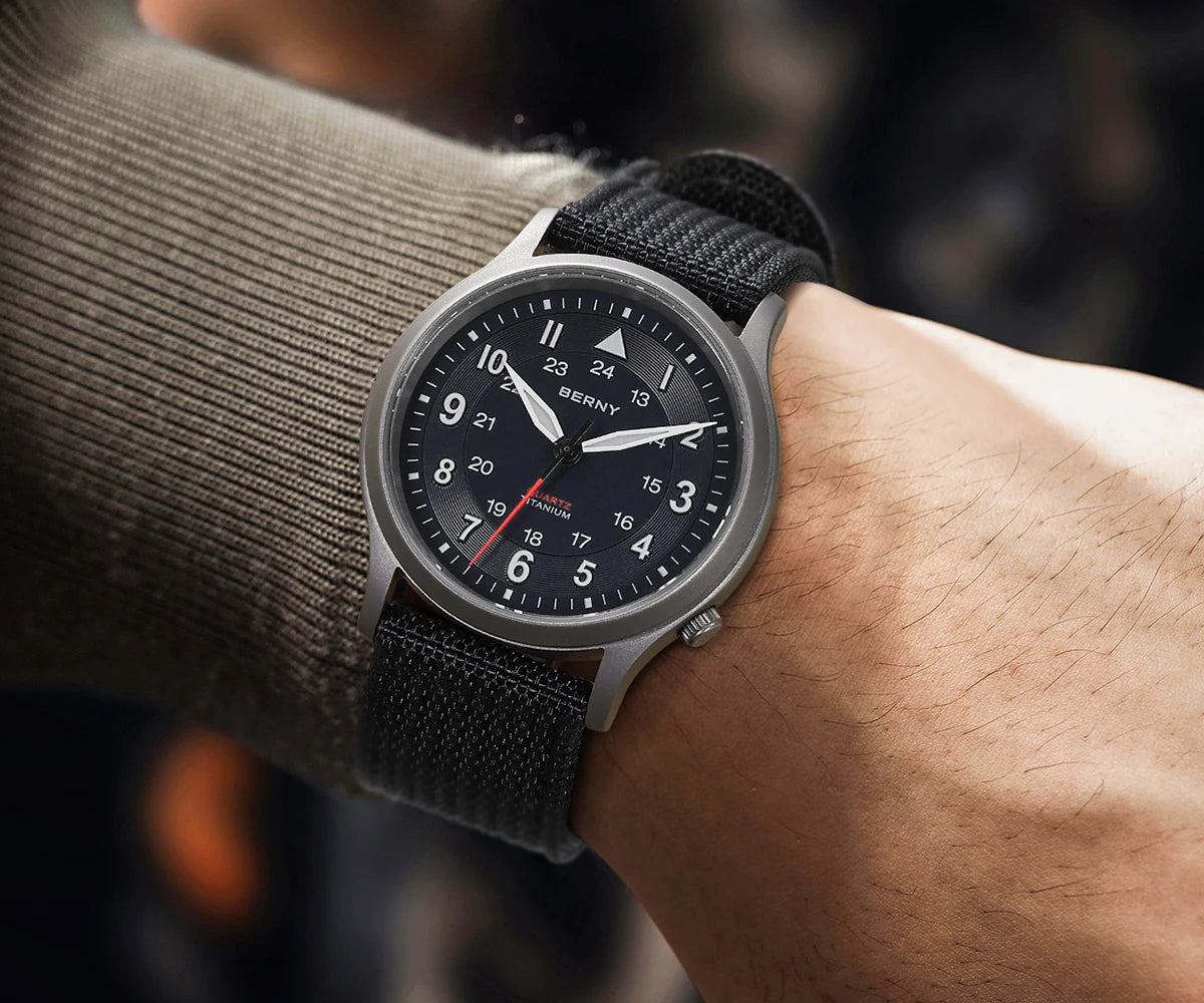 BERNY Titanium Watches for Men Super Luminous Sapphire Field Pilot Men's Watch Outdoor Quartz Wristwatch Lightweight 5ATM